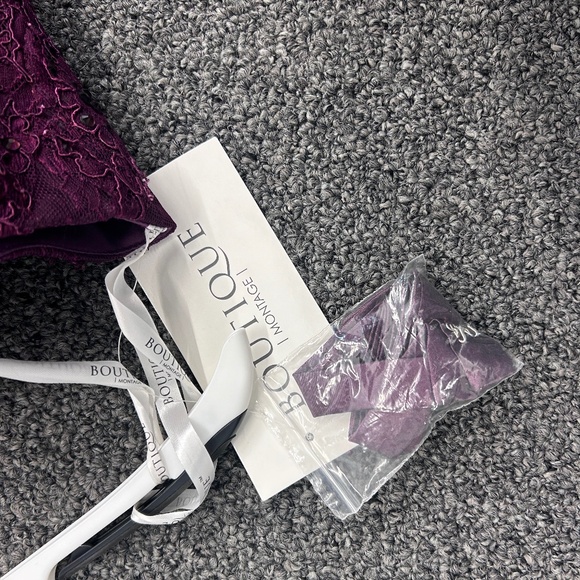 Boutique montage burgundy lace dress Sz 20 - Picture 3 of 3